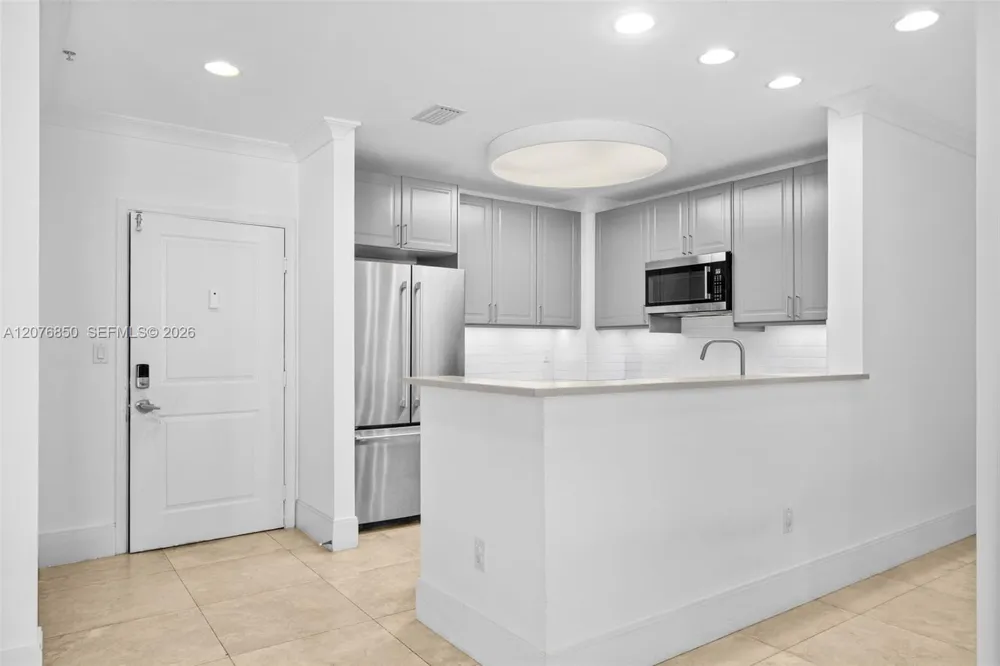 10 Aragon Ave #1602 Coral Gables, FL 33134