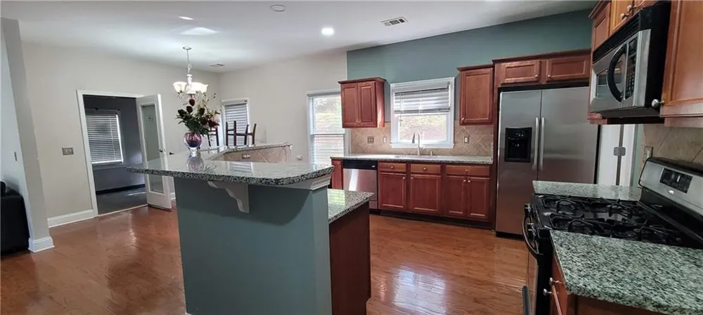 1843 Thomas Pointe Trace Lawrenceville, GA 30043