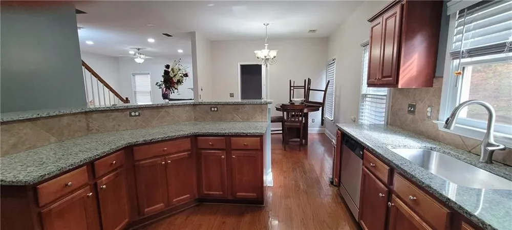 1843 Thomas Pointe Trace Lawrenceville, GA 30043