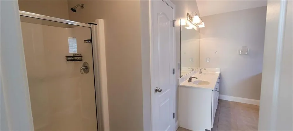 1843 Thomas Pointe Trace Lawrenceville, GA 30043