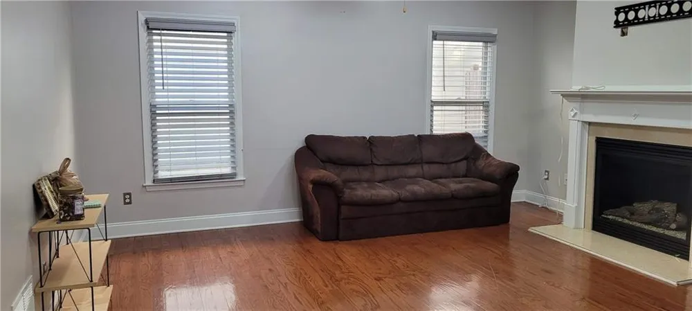 1843 Thomas Pointe Trace Lawrenceville, GA 30043