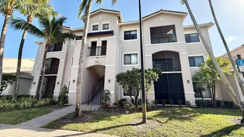 2806 Veronia Dr #303