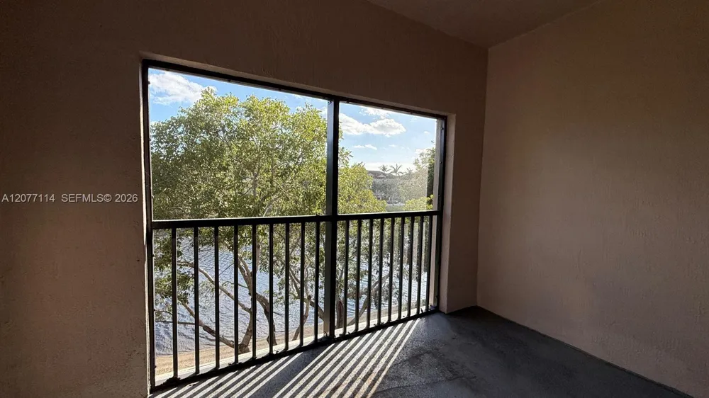 2806 Veronia Dr #303 Palm Beach Gardens, FL 33410
