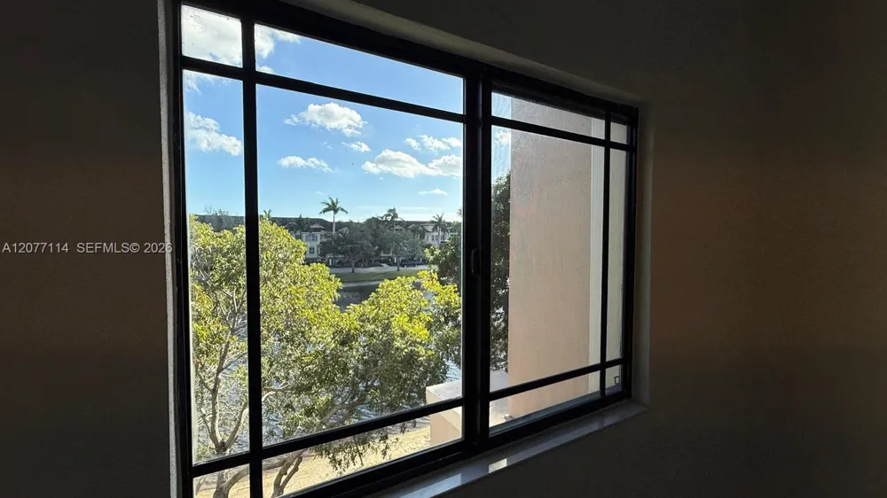 2806 Veronia Dr #303 Palm Beach Gardens, FL 33410
