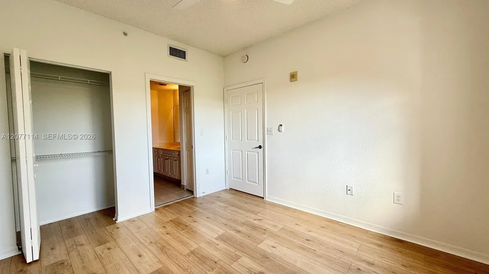 2806 Veronia Dr #303 Palm Beach Gardens, FL 33410