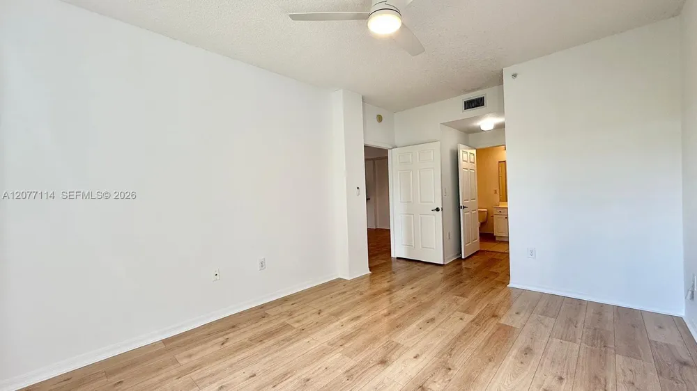 2806 Veronia Dr #303 Palm Beach Gardens, FL 33410
