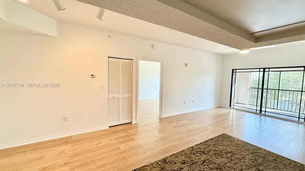 2806 Veronia Dr #303 Palm Beach Gardens, FL 33410