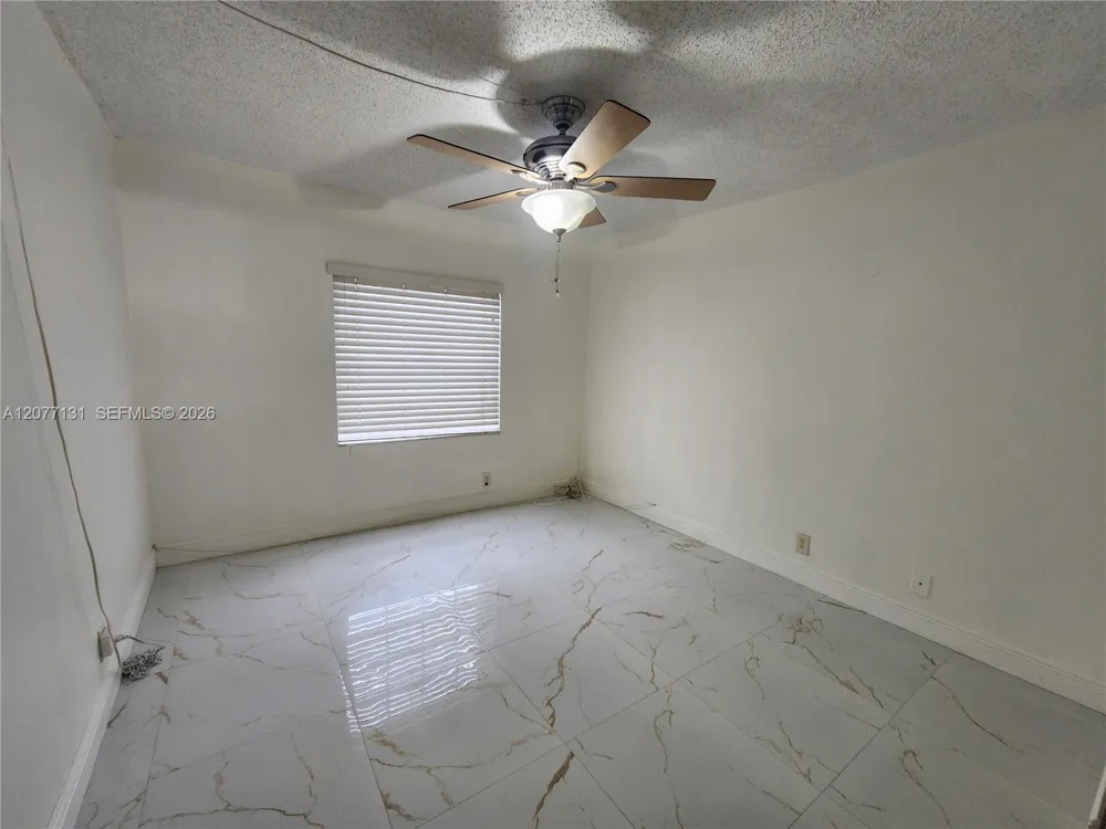 160 Cypress Club Dr #608 Pompano Beach, FL 33060
