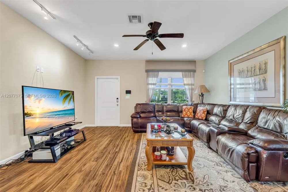 28403 SW 130th Ave Homestead, FL 33033