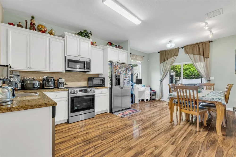 28403 SW 130th Ave Homestead, FL 33033