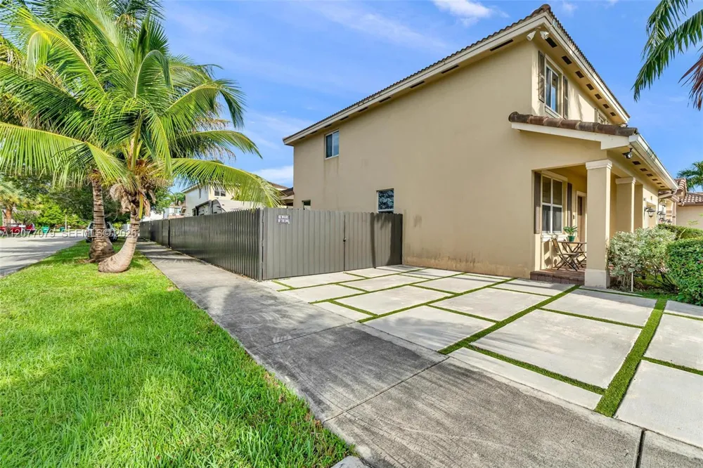 28403 SW 130th Ave Homestead, FL 33033