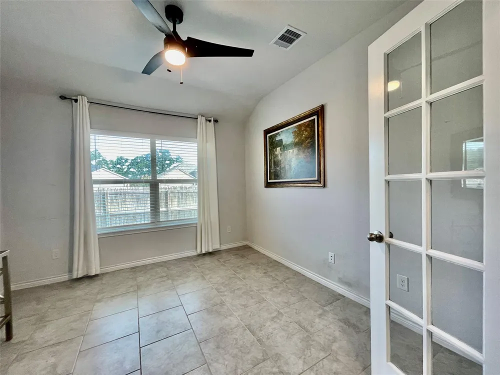 1916 Thorndyke Lane Bryan, TX 77807