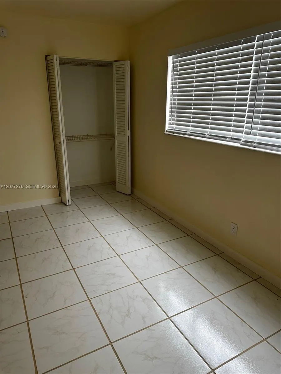270 Layne Blvd #114 Hallandale Beach, FL 33009