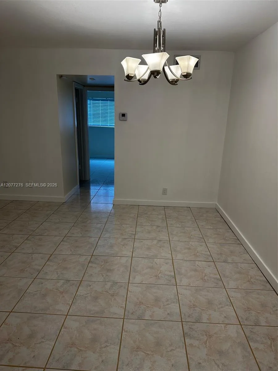 270 Layne Blvd #114 Hallandale Beach, FL 33009
