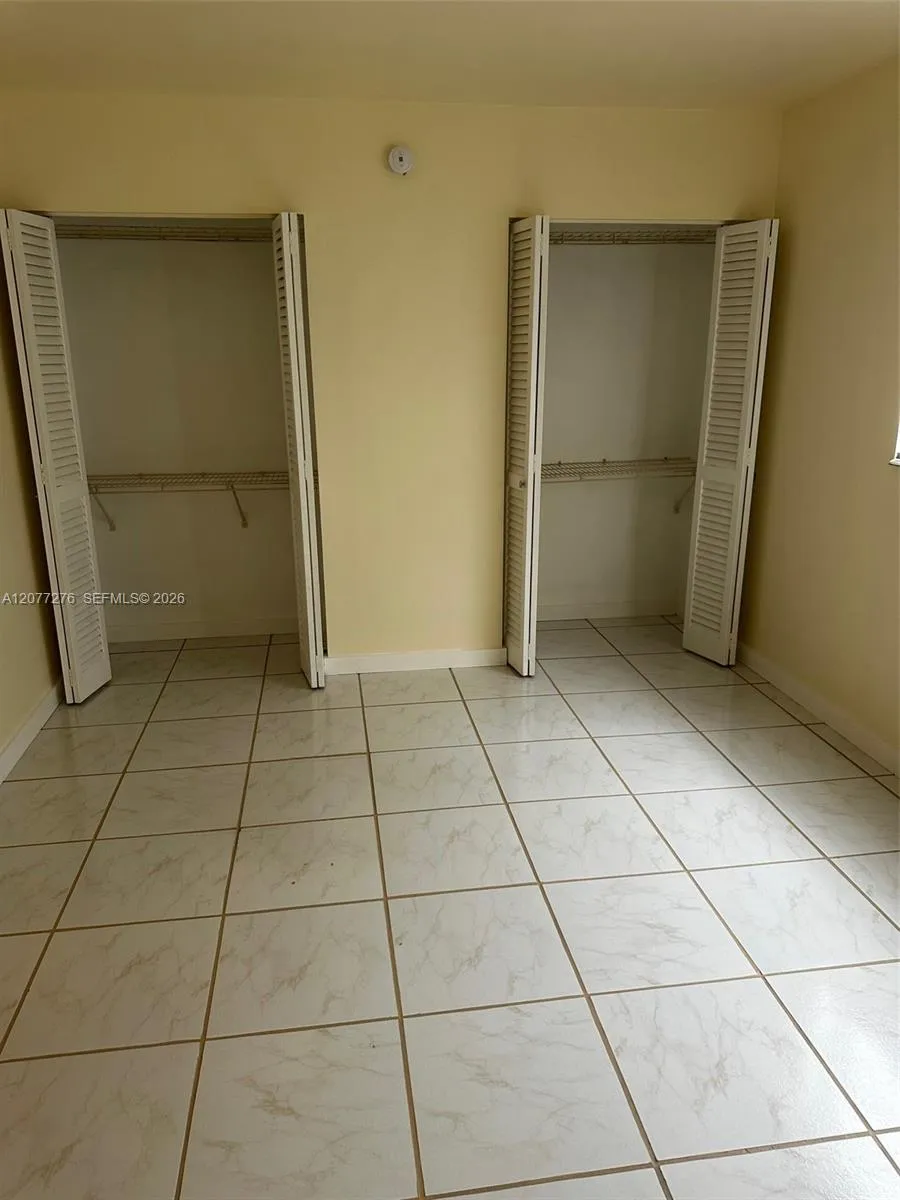 270 Layne Blvd #114 Hallandale Beach, FL 33009
