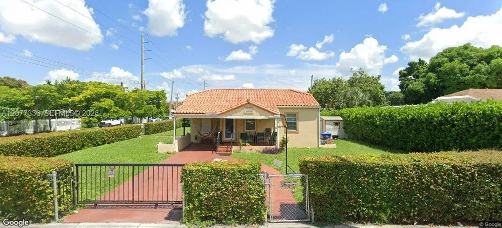 4289 NW 5th St Miami, FL 33126