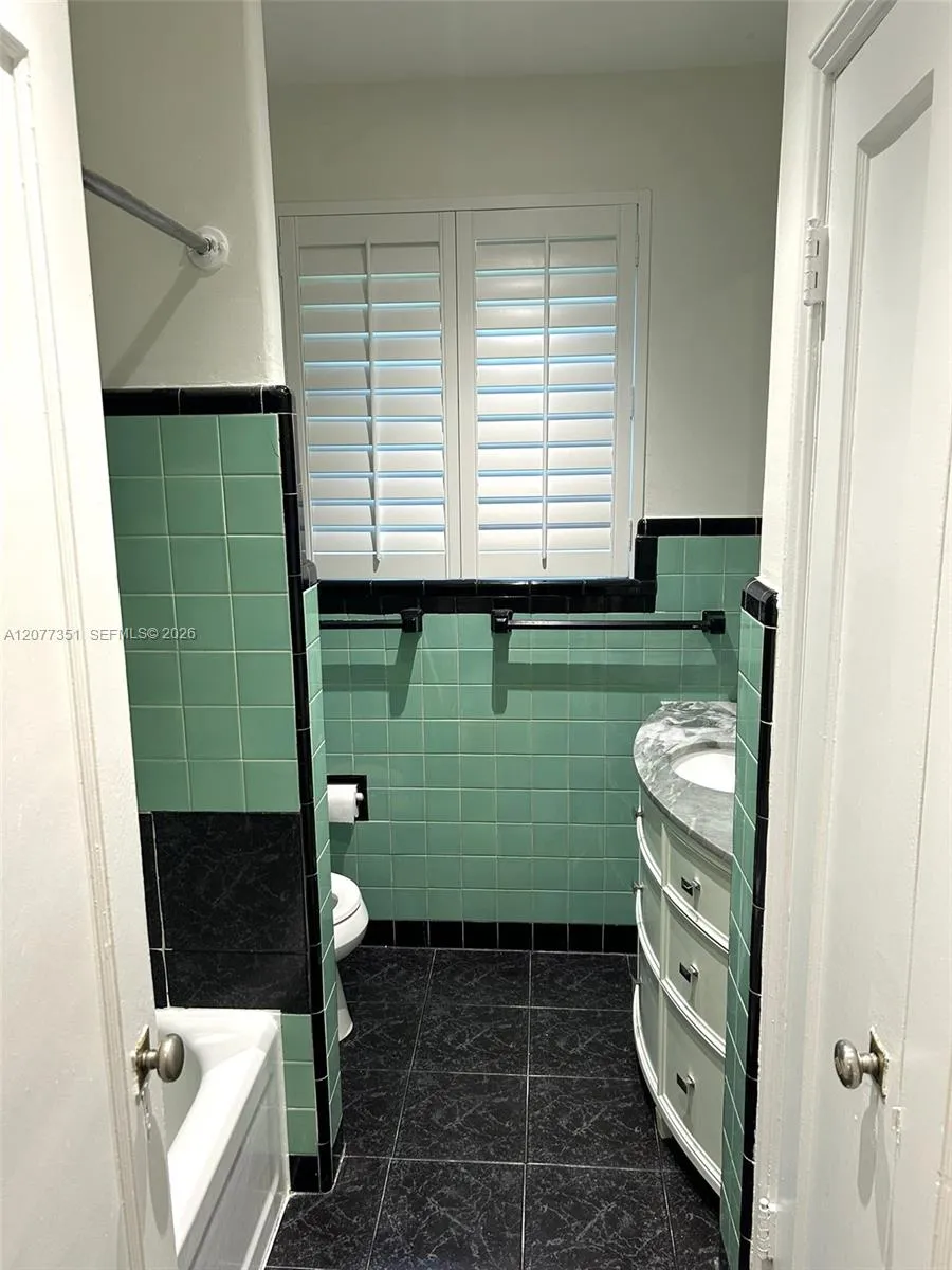 53 NW 93rd St Miami Shores, FL 33150