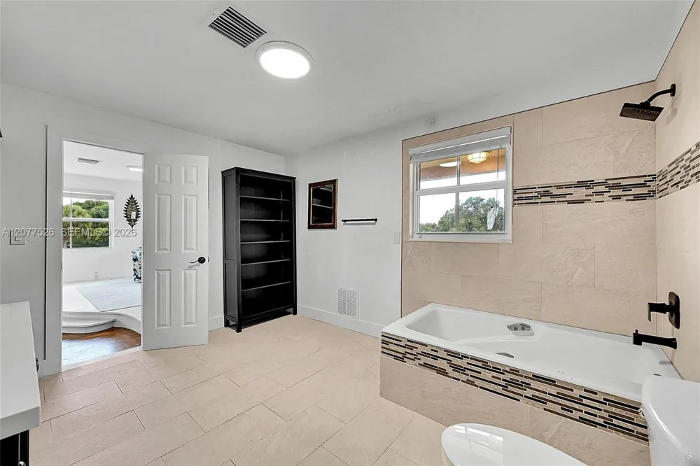 1201 Old Hiatus Rd Plantation, FL 33323