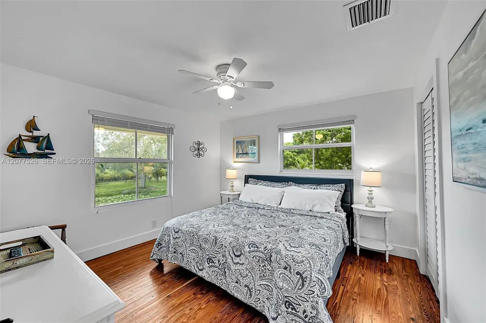 1201 Old Hiatus Rd Plantation, FL 33323