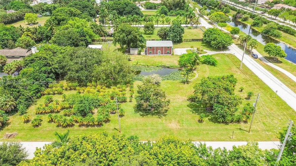 1201 Old Hiatus Rd Plantation, FL 33323