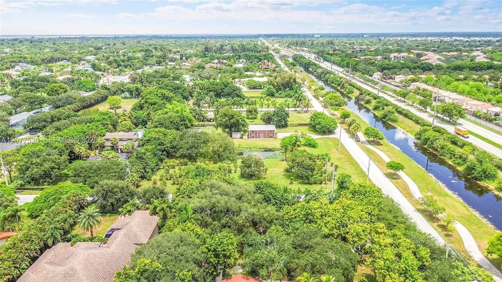 1201 Old Hiatus Rd Plantation, FL 33323
