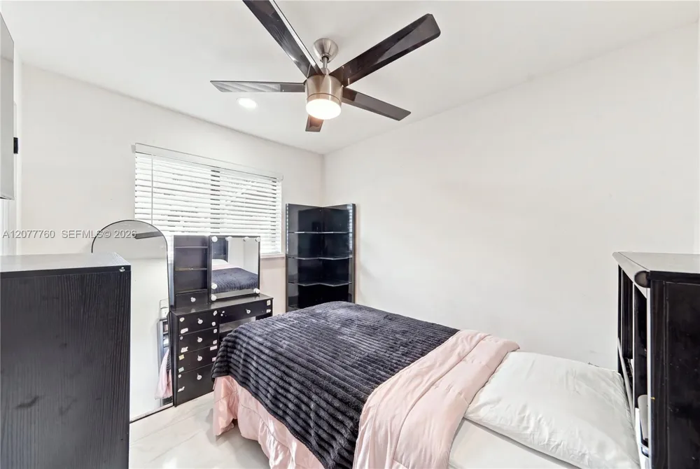 10125 SW 84th St Miami, FL 33173