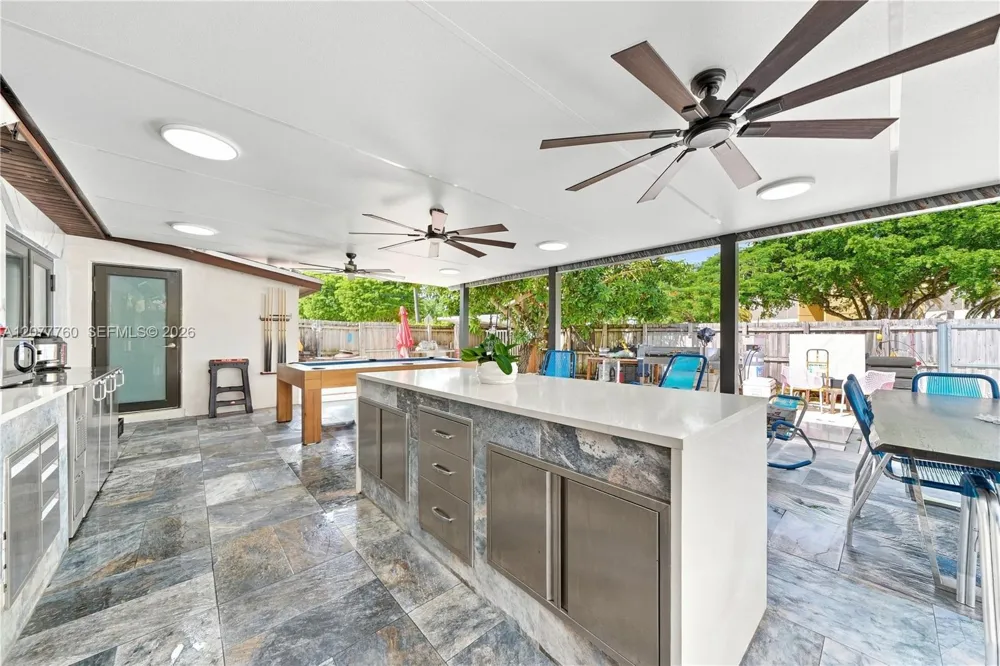 10125 SW 84th St Miami, FL 33173