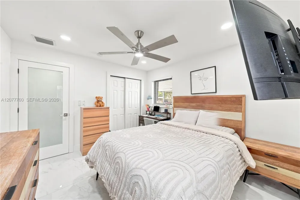 10125 SW 84th St Miami, FL 33173