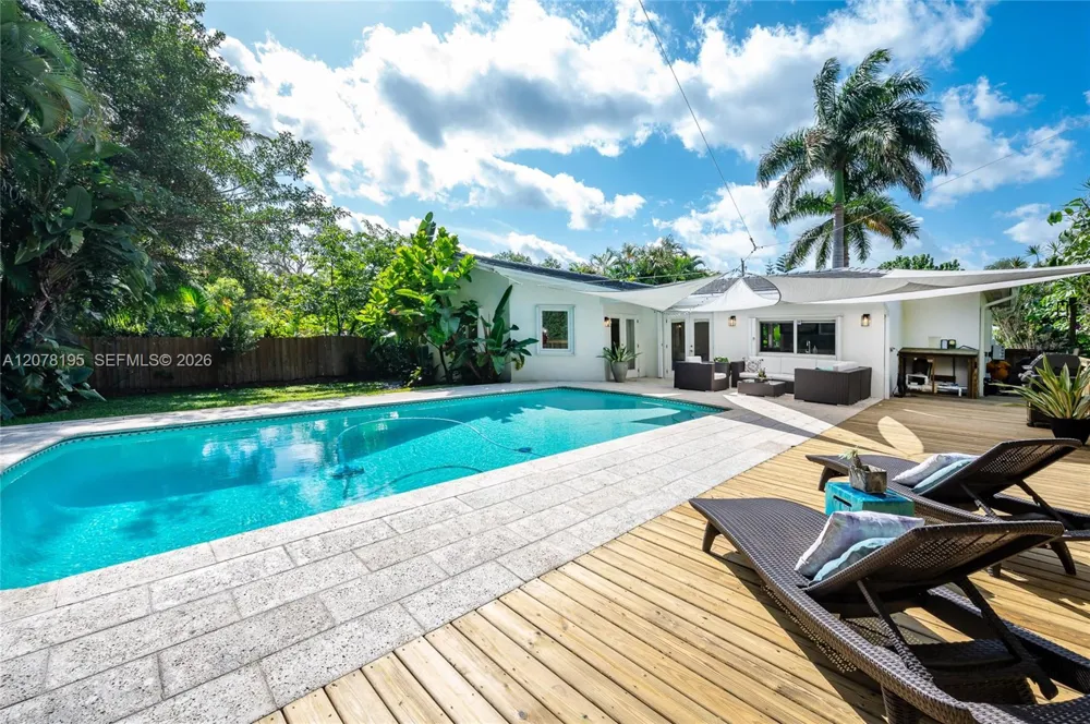 1003 NE 118th St Biscayne Park, FL 33161