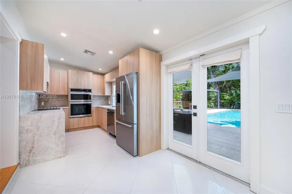 1003 NE 118th St Biscayne Park, FL 33161