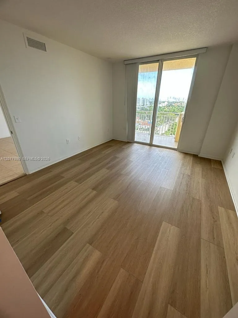 215 SW 42nd Ave #PH11 Miami, FL 33134