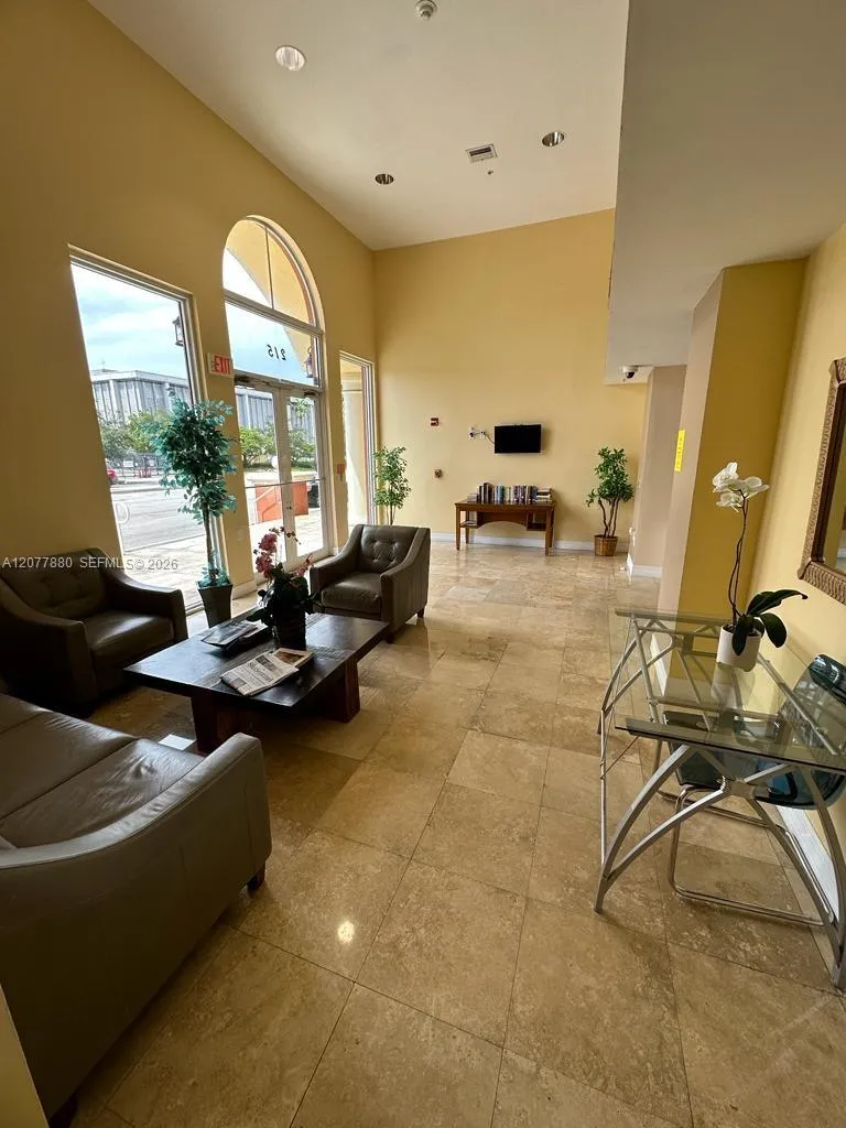 215 SW 42nd Ave #PH11 Miami, FL 33134