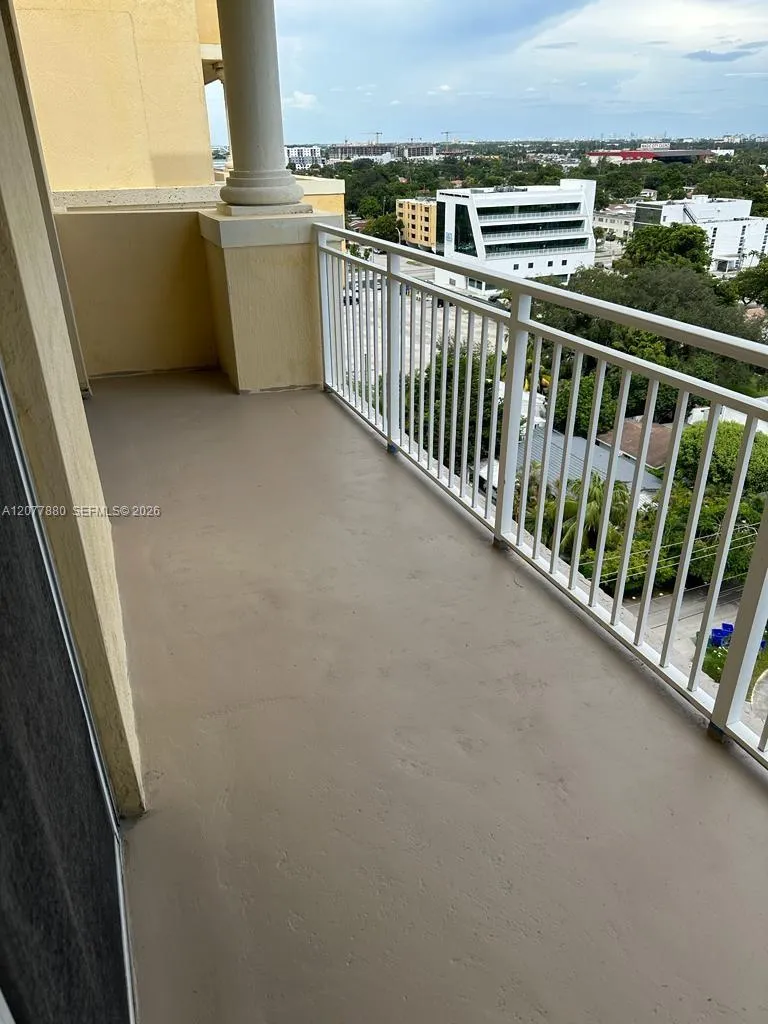 215 SW 42nd Ave #PH11 Miami, FL 33134