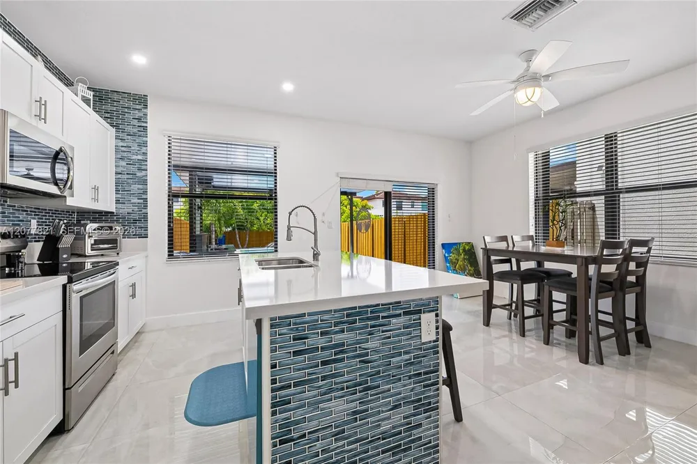 24980 SW 107 Ct Homestead, FL 33032