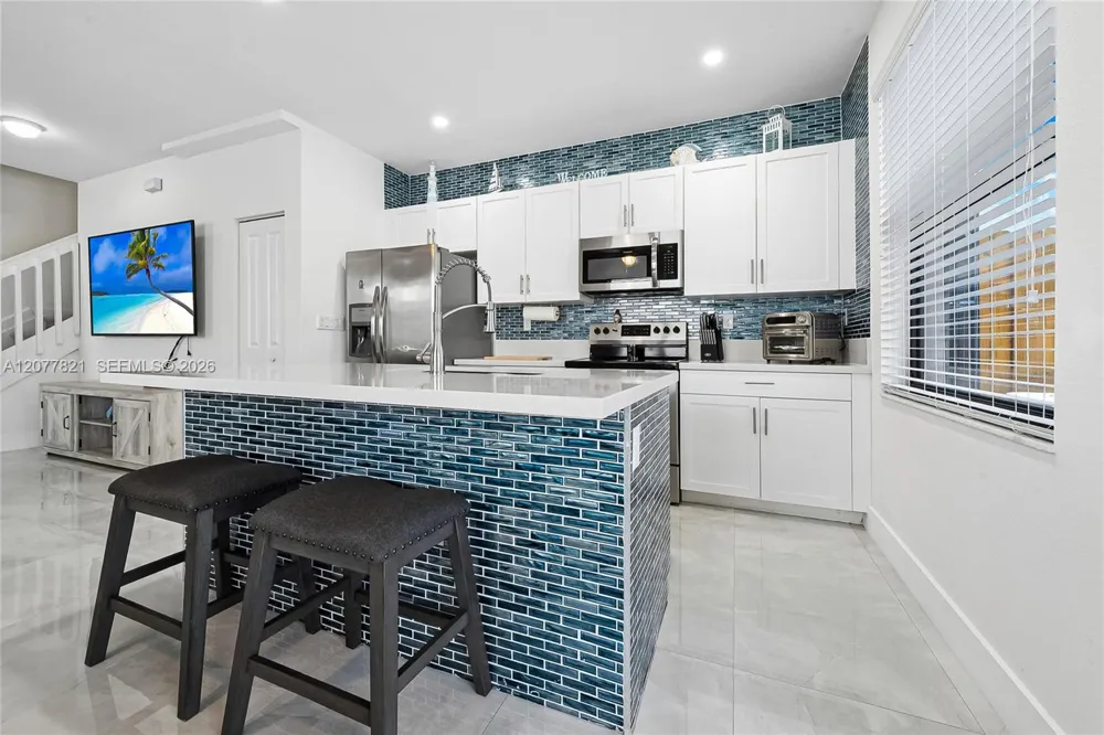 24980 SW 107 Ct Homestead, FL 33032