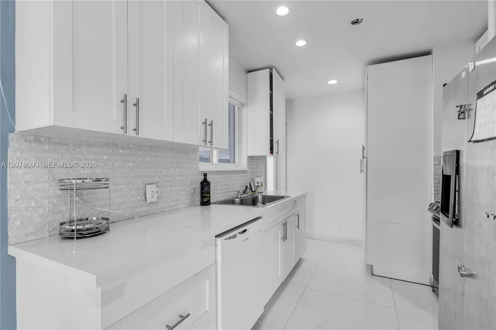 12890 NW 2nd St Miami, FL 33182