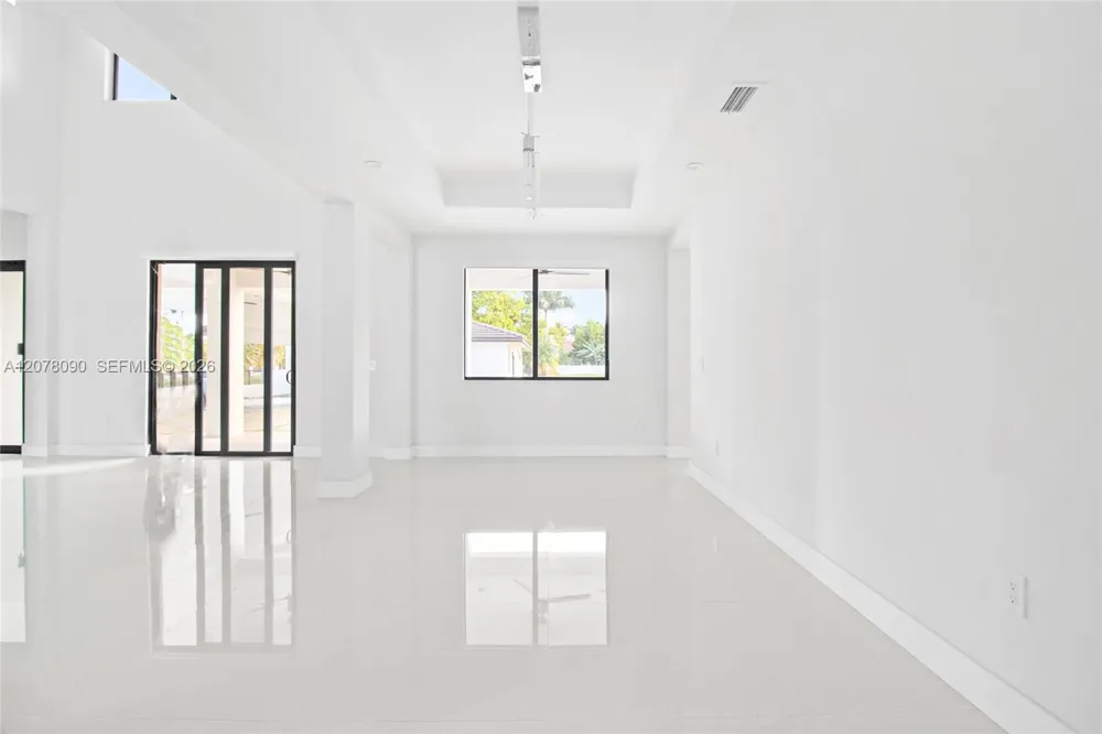 12890 NW 2nd St Miami, FL 33182
