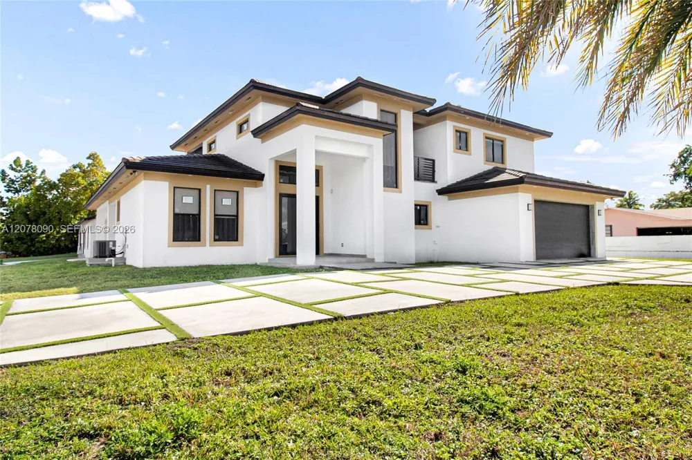 12890 NW 2nd St Miami, FL 33182