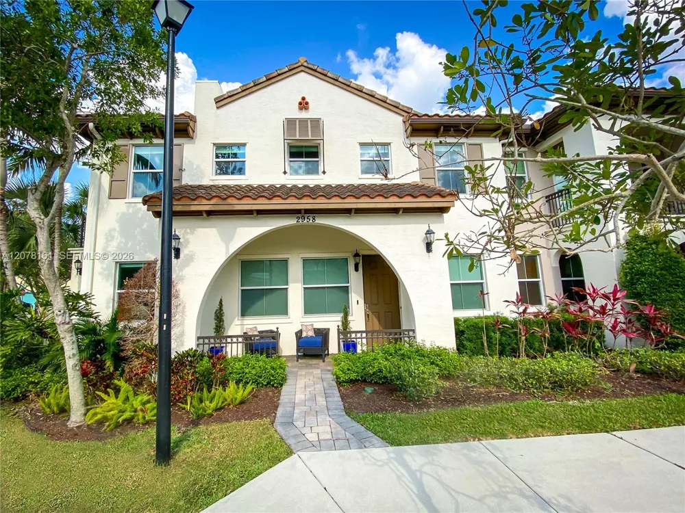 2958 St Thomas Dr #2958 Cooper City, FL 33024