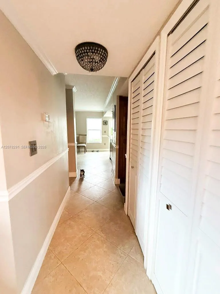 14719 SW 44th Ln Miami, FL 33185