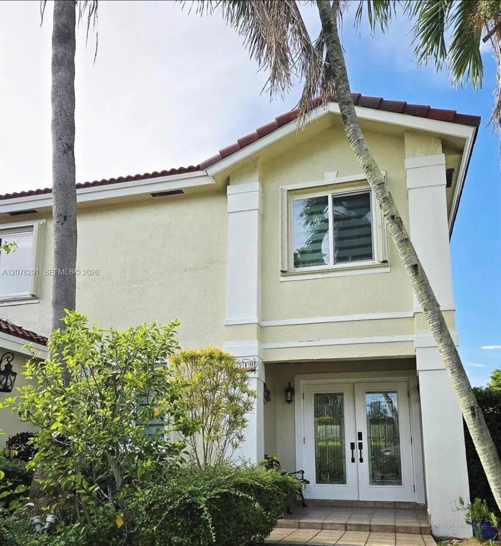 14719 SW 44th Ln Miami, FL 33185