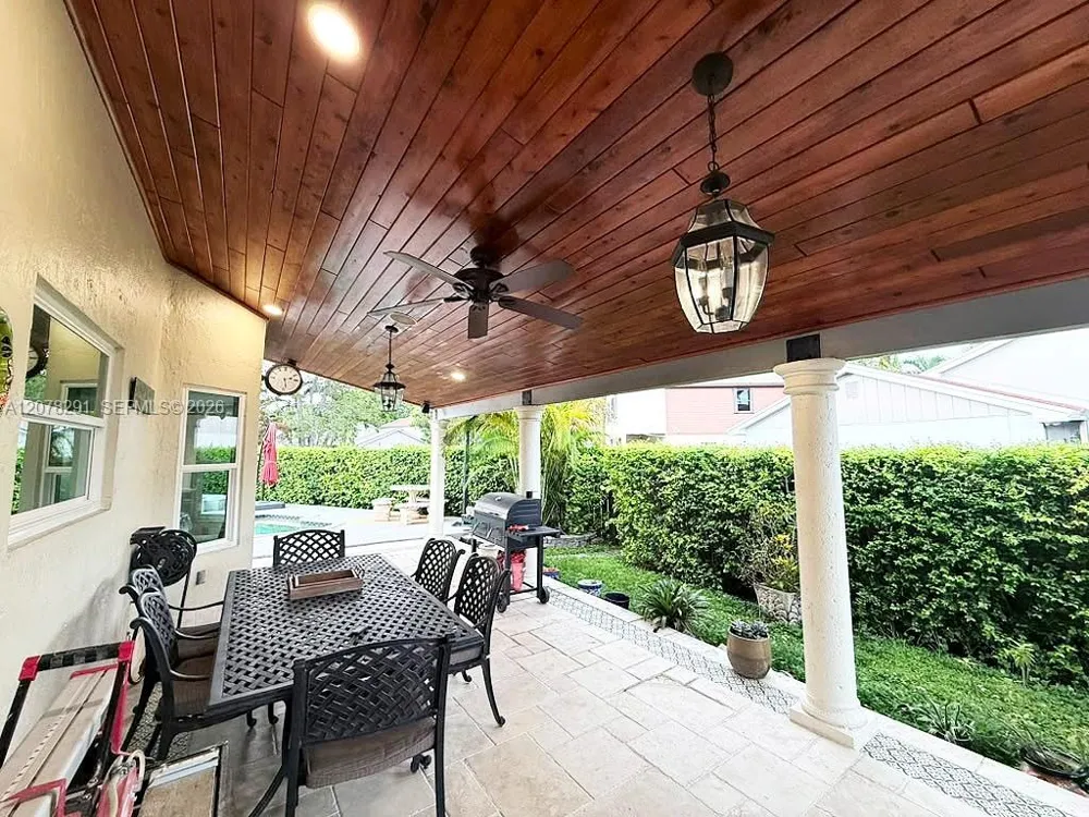 14719 SW 44th Ln Miami, FL 33185