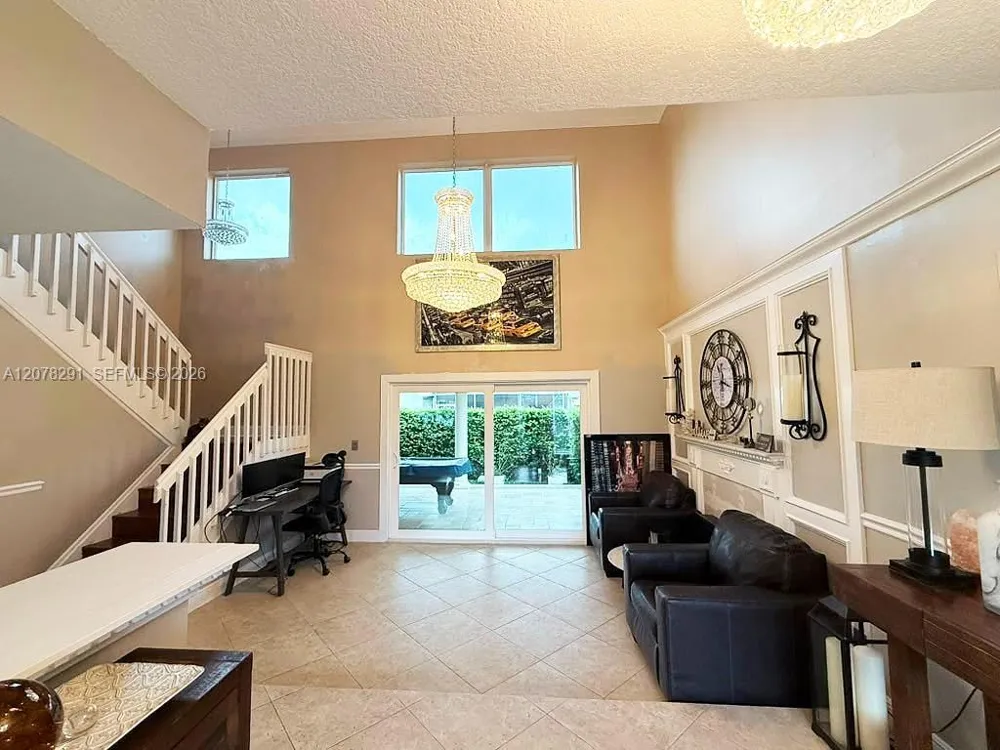 14719 SW 44th Ln Miami, FL 33185