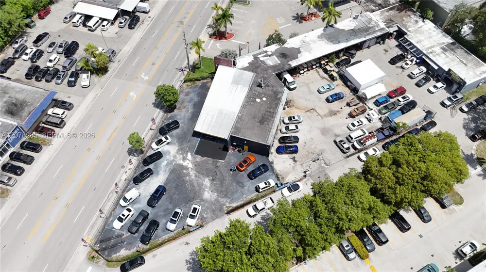 15551 W Dixie Hwy North Miami Beach, FL 33162
