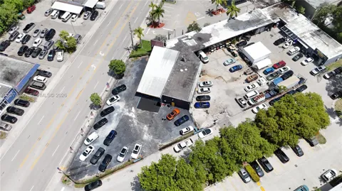 15551 W Dixie Hwy