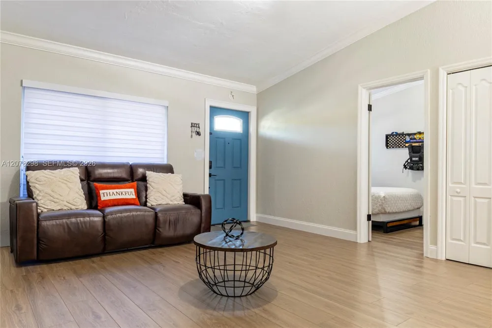 11900 SW 110th St Cir E Miami, FL 33186