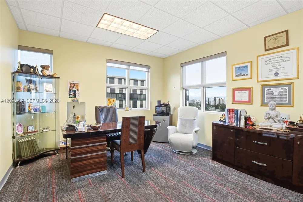 3650 NW 82nd Ave #PH506 Doral, FL 33166