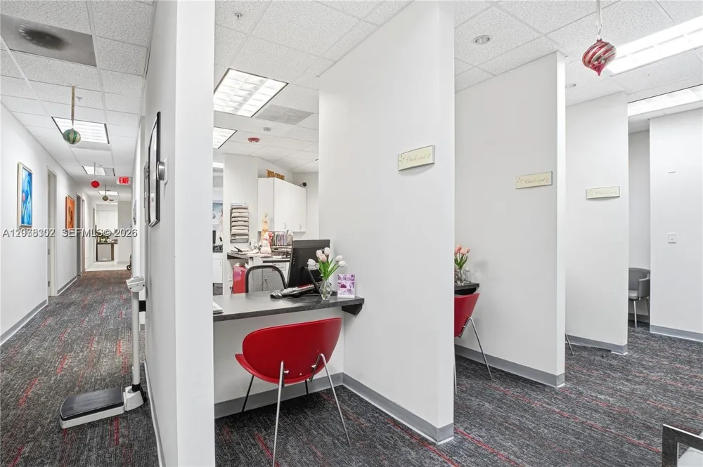 3650 NW 82nd Ave #PH506 Doral, FL 33166