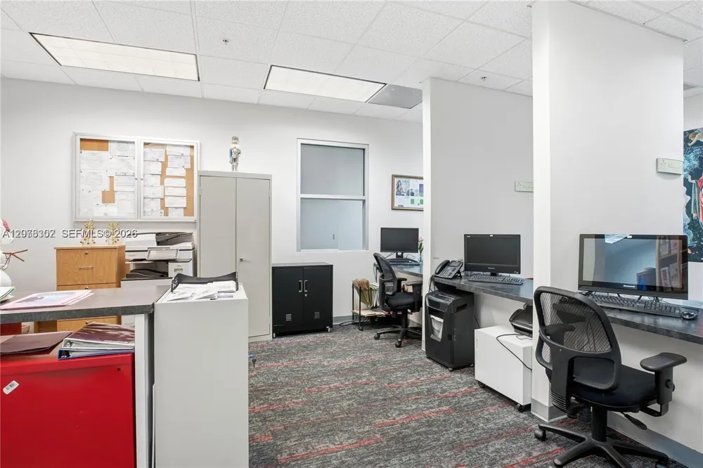 3650 NW 82nd Ave #PH506 Doral, FL 33166