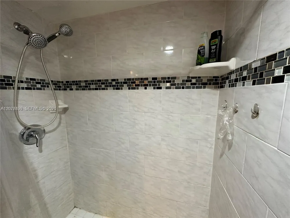 2741 Taft St #212 Hollywood, FL 33020